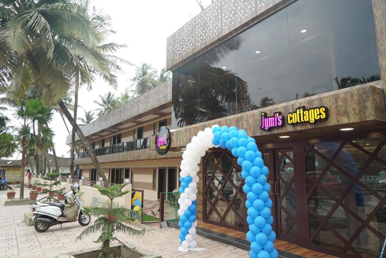 Hotel Tharavadu Beach